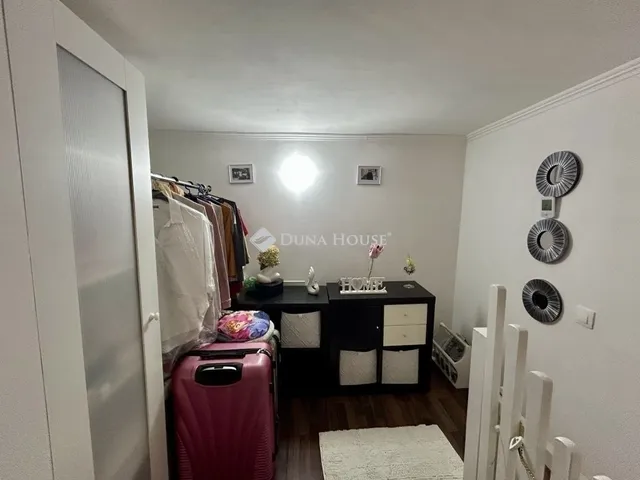 Eladó kereskedelmi és ipari ingatlan Budapest VIII. kerület 32 nm