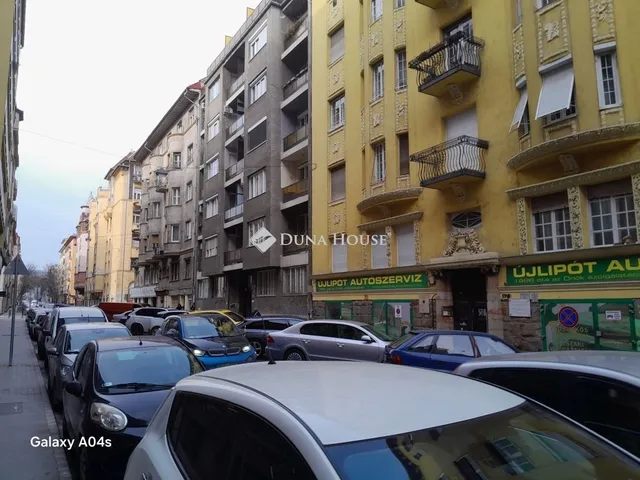 Eladó kereskedelmi és ipari ingatlan Budapest XIII. kerület, Újlipótváros 282 nm