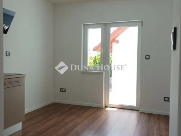 Eladó lakás Budapest XVI. kerület 42 nm