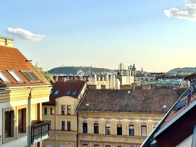 Eladó lakás Budapest VI. kerület 92 nm