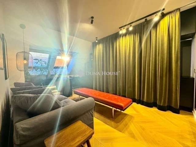 Eladó lakás Budapest VI. kerület 92 nm