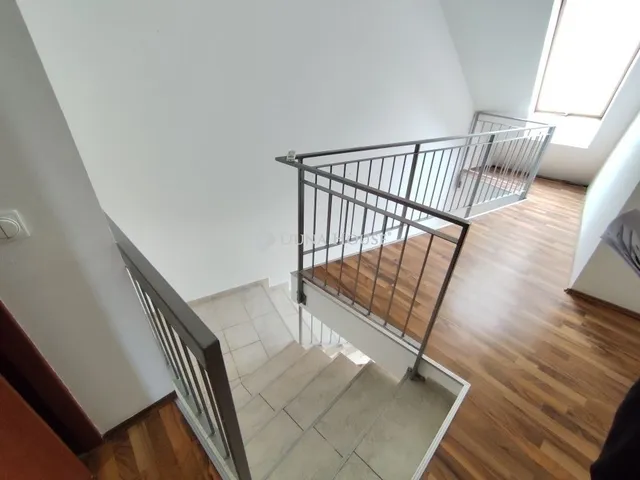 Eladó lakás Budapest VI. kerület 175 nm