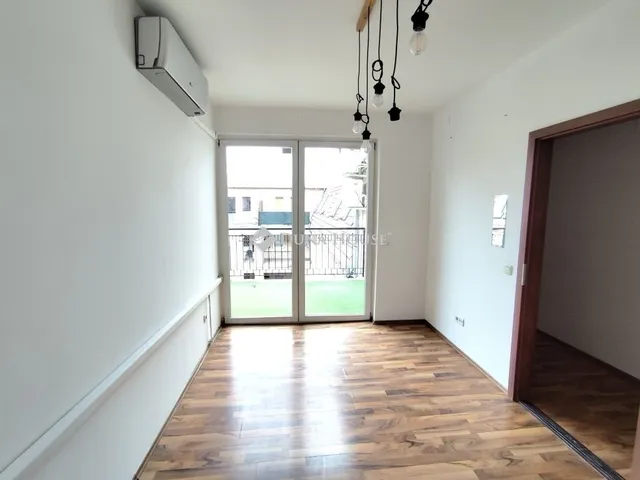 Eladó lakás Budapest VI. kerület 175 nm