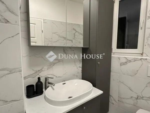 Eladó lakás Budapest VI. kerület 175 nm