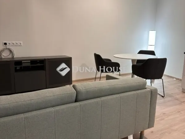 Eladó lakás Budapest VI. kerület 175 nm