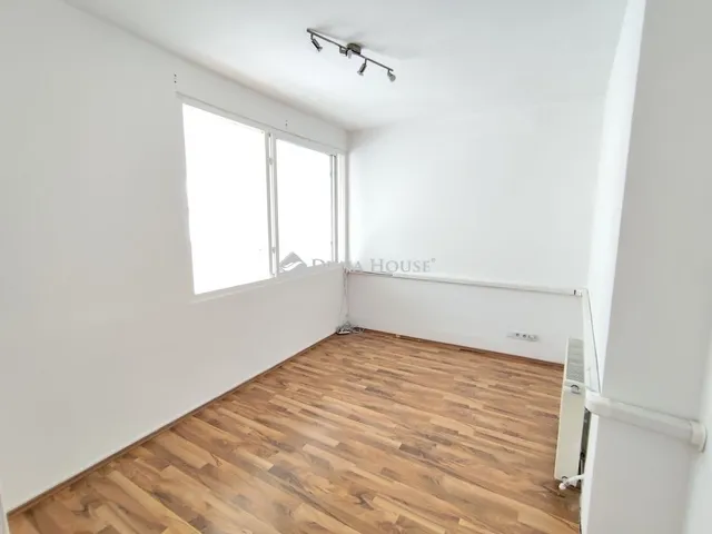 Eladó lakás Budapest VI. kerület 175 nm
