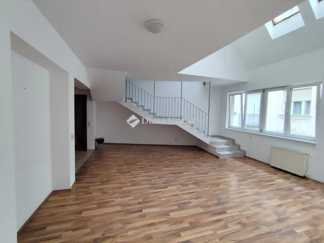 Eladó lakás Budapest VI. kerület 175 nm