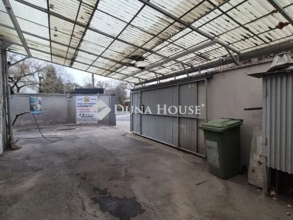 Eladó kereskedelmi és ipari ingatlan Budapest XIII. kerület 800 nm