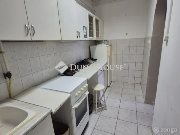 Eladó kereskedelmi és ipari ingatlan Budapest XIII. kerület 800 nm
