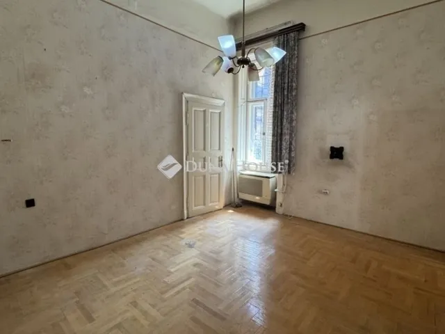 Eladó lakás Budapest VI. kerület 66 nm