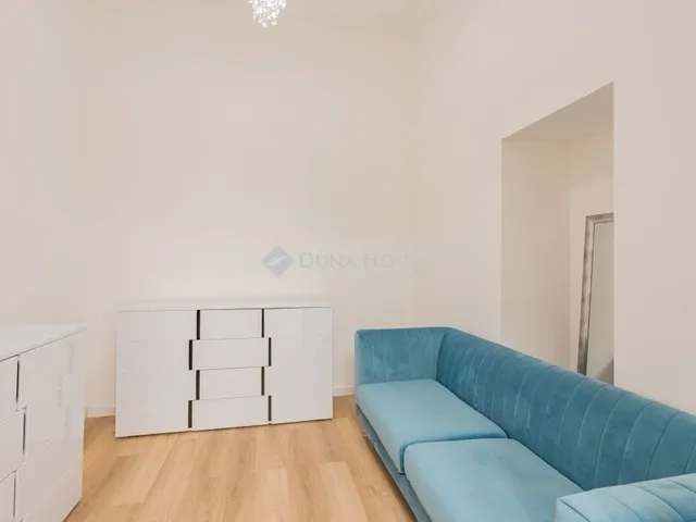 Eladó lakás Budapest VI. kerület 98 nm