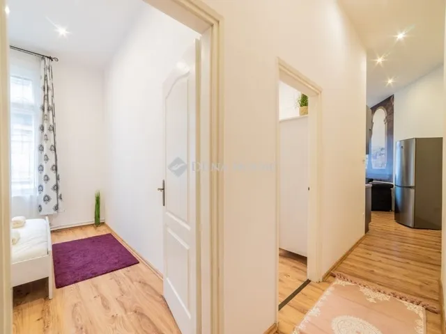 Eladó lakás Budapest VI. kerület 80 nm