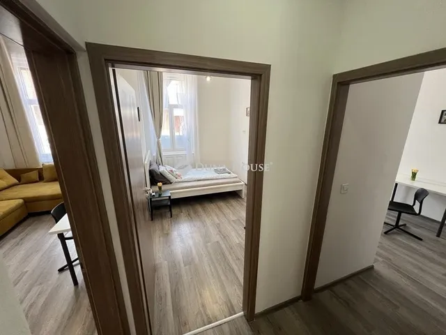Eladó lakás Budapest VI. kerület 57 nm