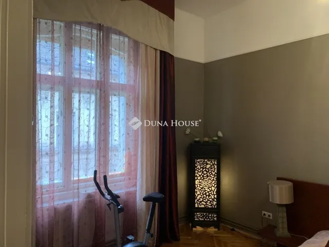 Eladó lakás Budapest VI. kerület 132 nm