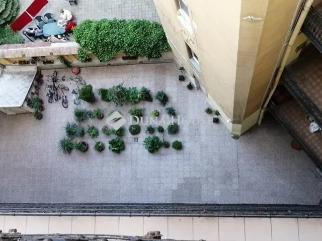 Eladó kereskedelmi és ipari ingatlan Budapest VII. kerület 153 nm