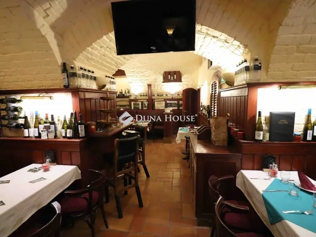 Eladó kereskedelmi és ipari ingatlan Budapest VI. kerület 176 nm