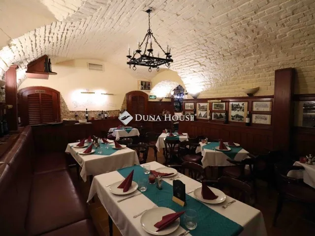 Eladó kereskedelmi és ipari ingatlan Budapest VI. kerület 176 nm