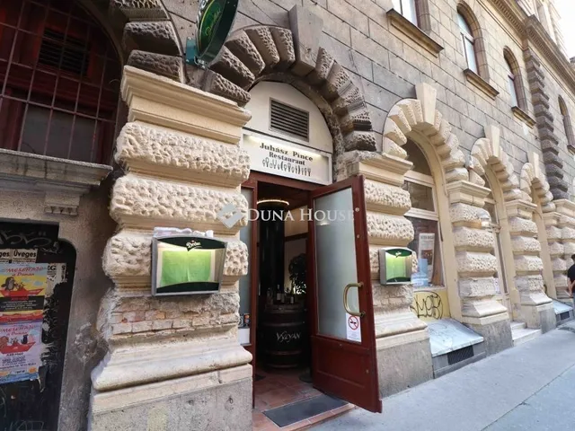 Eladó kereskedelmi és ipari ingatlan Budapest VI. kerület 176 nm