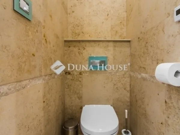 Eladó lakás Budapest VI. kerület 94 nm