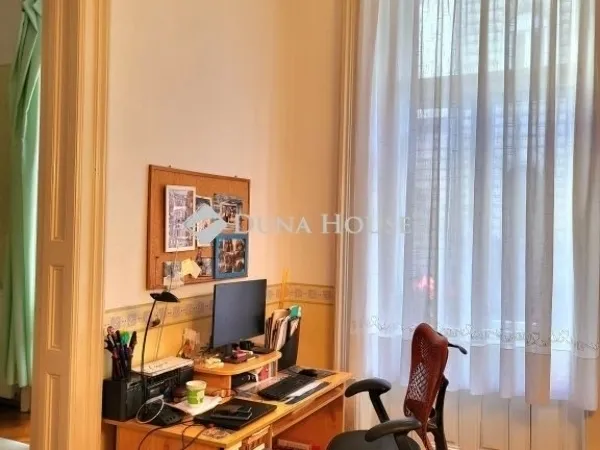 Eladó lakás Budapest VI. kerület 114 nm