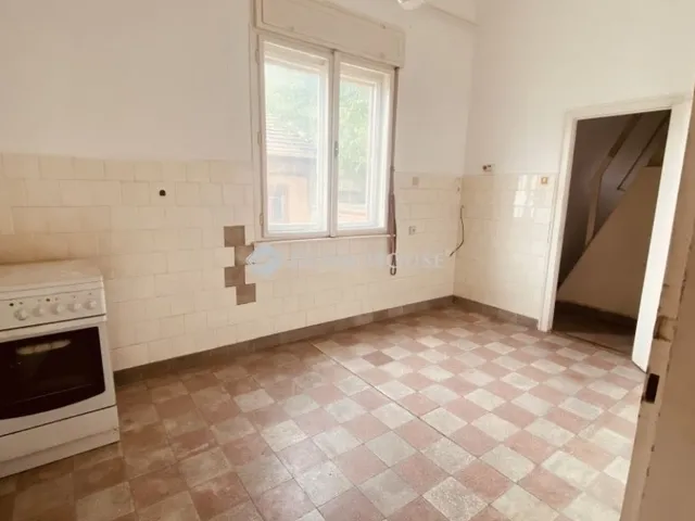 Eladó ház Budapest IV. kerület 89 nm