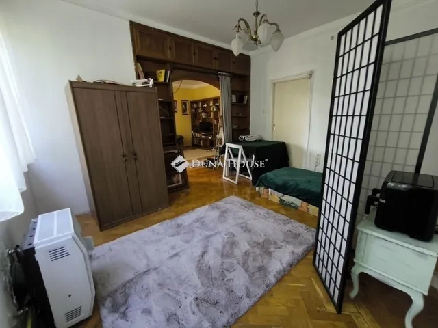 Eladó lakás Budapest II. kerület 69 nm