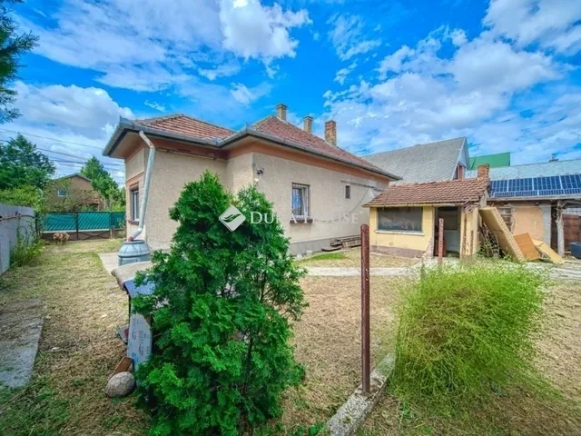 Eladó ház Vecsés 76 nm