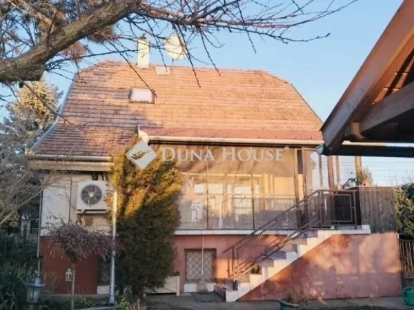 Eladó ház Tárnok 190 nm