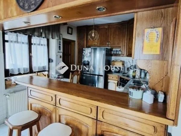 Eladó ház Tárnok 190 nm