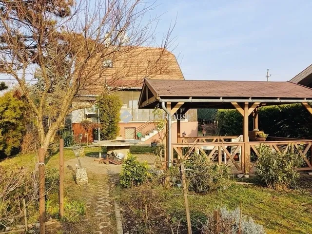 Eladó ház Tárnok 190 nm