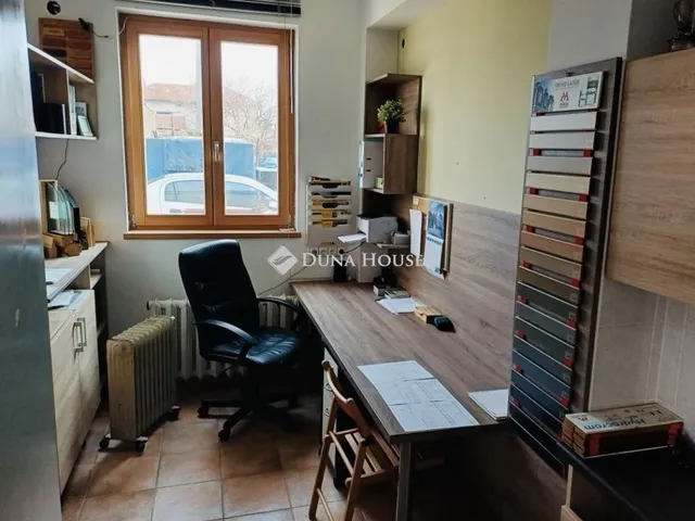 Eladó ház Tárnok 190 nm