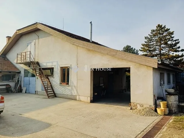 Eladó ház Tárnok 190 nm