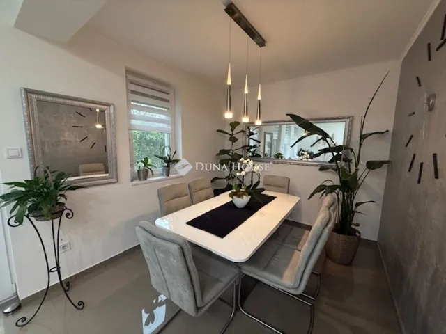 Eladó ház Vecsés 96 nm