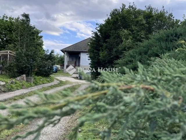 Eladó ház Sülysáp 214 nm