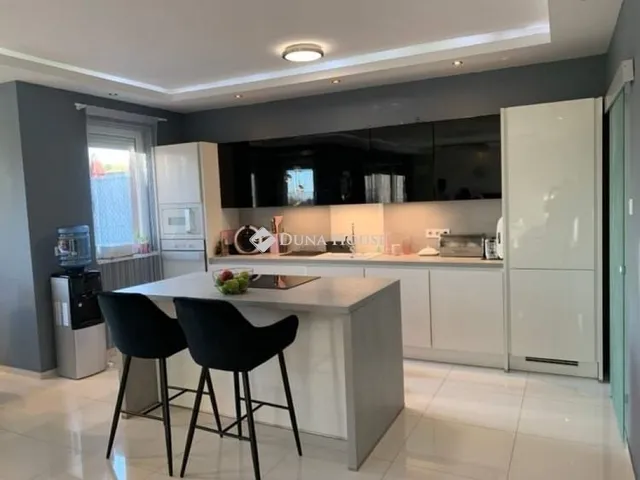 Eladó ház Kerepes 178 nm