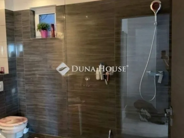 Eladó ház Kerepes 178 nm