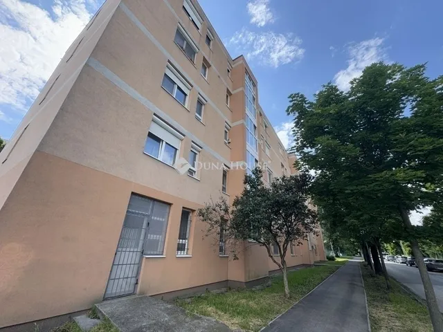 Eladó lakás Budapest X. kerület 55 nm