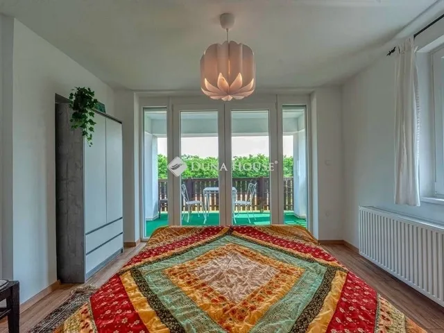 Eladó ház Domony 205 nm