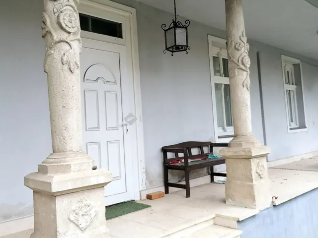 Eladó ház Tök 291 nm