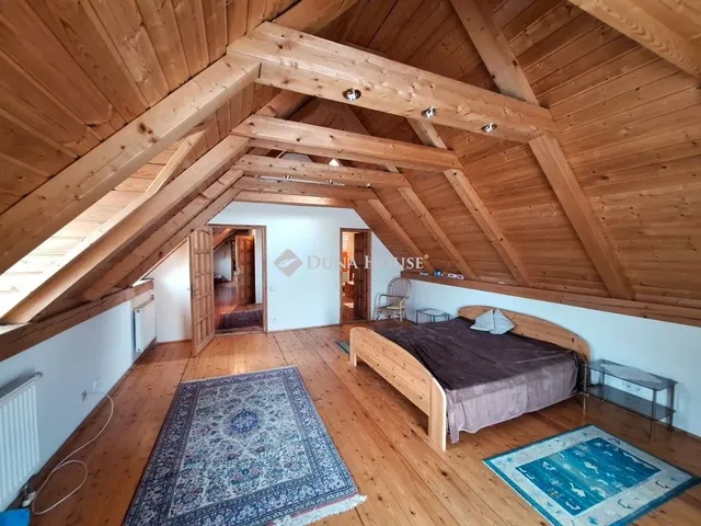 Eladó ház Tök 291 nm