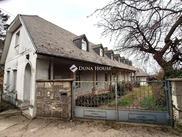 Eladó ház Tök 291 nm