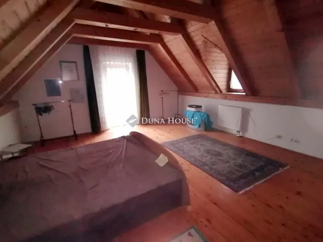 Eladó ház Tök 291 nm