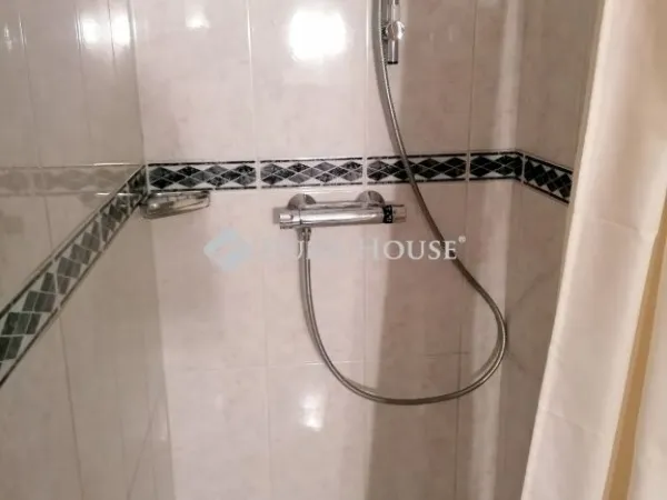 Eladó ház Tök 291 nm