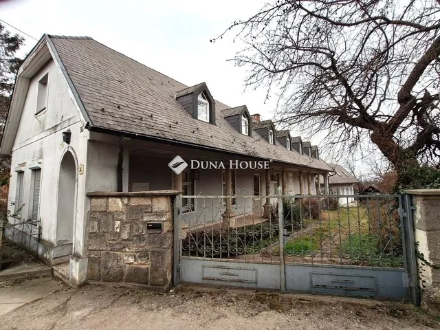 Eladó ház Tök 291 nm