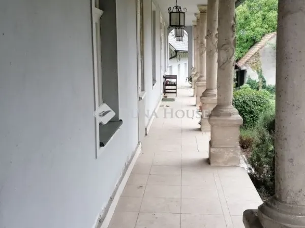 Eladó ház Tök 291 nm