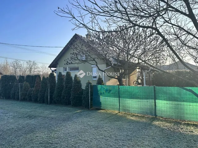 Eladó mezőgazdasági ingatlan Dabas 2078 nm