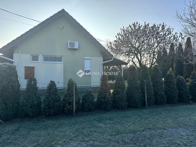 Eladó mezőgazdasági ingatlan Dabas 2078 nm