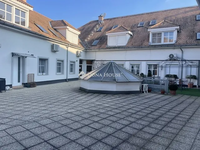 Eladó lakás Vác 82 nm