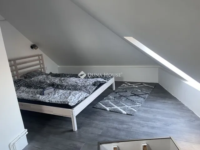 Eladó lakás Vác 82 nm
