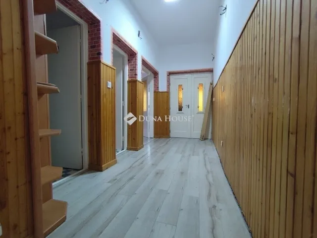 Eladó ház Dunaharaszti 241 nm